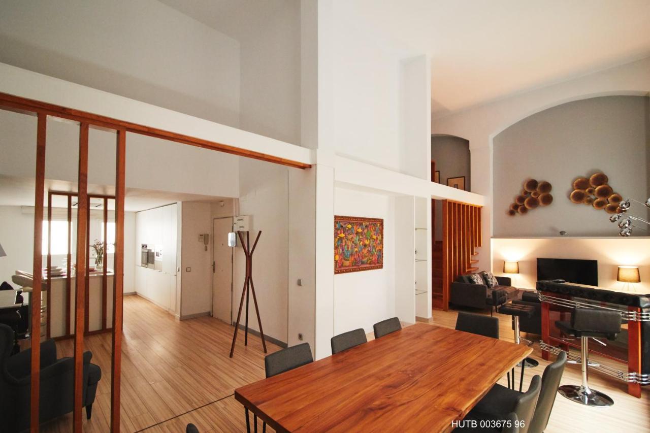 Alcam Alio Cine Apartment Barcelona Exterior photo
