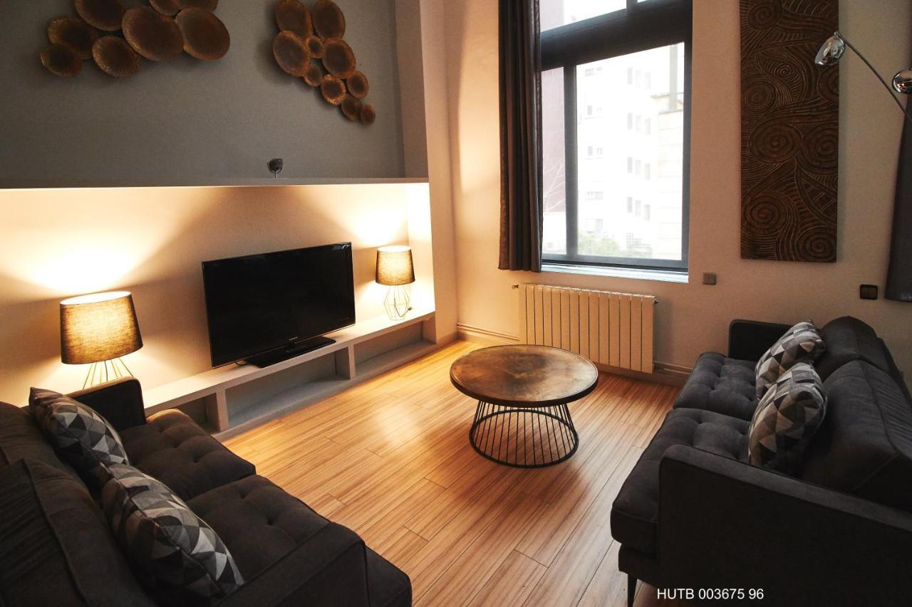 Alcam Alio Cine Apartment Barcelona Exterior photo